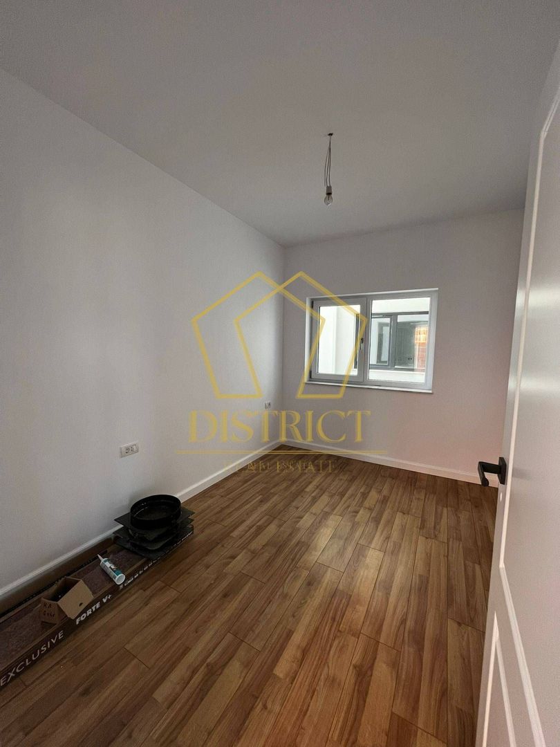 Duplex 5 camere despartit prin camera tehnica | Ghiroda - Poză 9