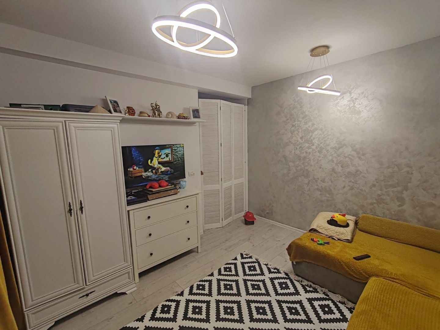 Apartament 2 camere, parter, 2 locuri de parcare, comision 0% - Poză 1
