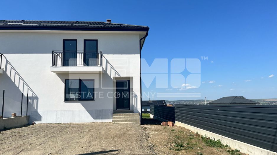 Duplex De Vanzare I Ipotesti, Suceava I Pret: 145.000 € - Poză 1
