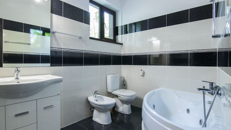 Casă / Vilă, 5 camere, teren 690 Mp., Prelungirea Ghencea - Maracineni - Poză 42