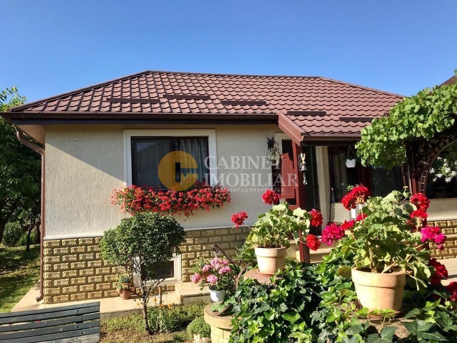 Proprietate deosebită în Aroneanu – 2 case pe teren generos de 1209 mp - Poză 4