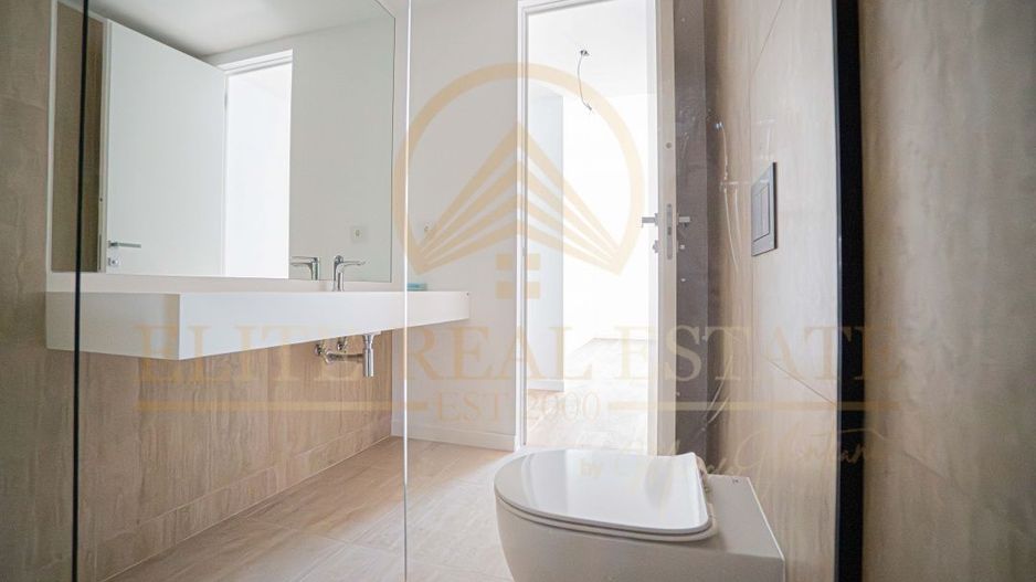 Stațiunea Mamaia - Vânzare apartament cu 2 camere, 2 bai cu vedere la mare. - Poză 21