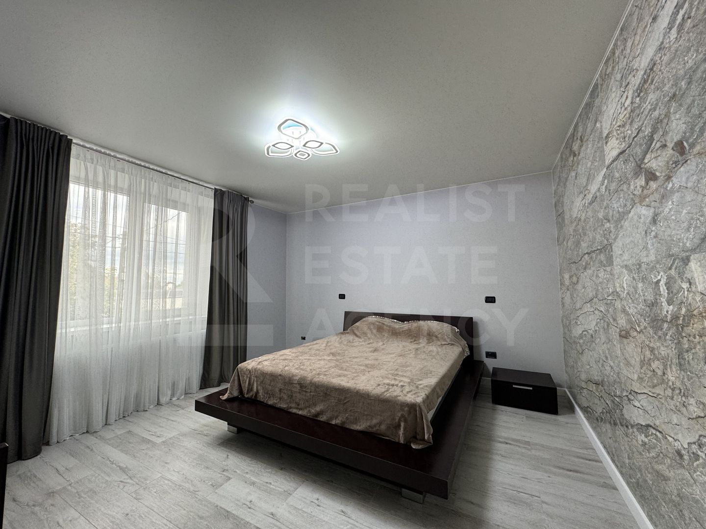 Chirie, casă, 3 camere, str. Pietrarilor, Centru - Poză 13