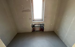 Duplex 5 camere despartit prin garaj | Giroc - Poză 14