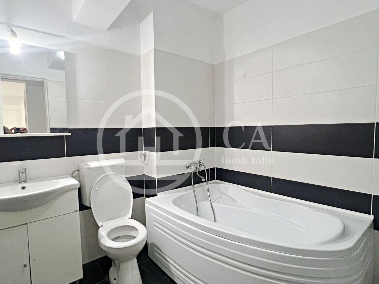 Apartament cu 3 camere de închiriat în zona Iosia, Oradea. - Poză 7