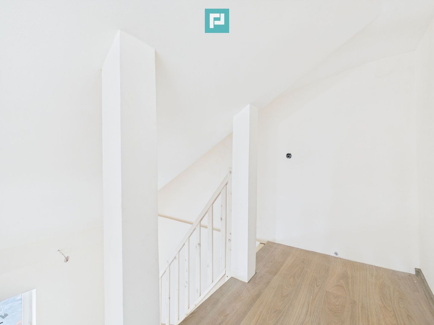 Apartament 2 camere + pod, 78 mpu, Buziașului - Poză 11