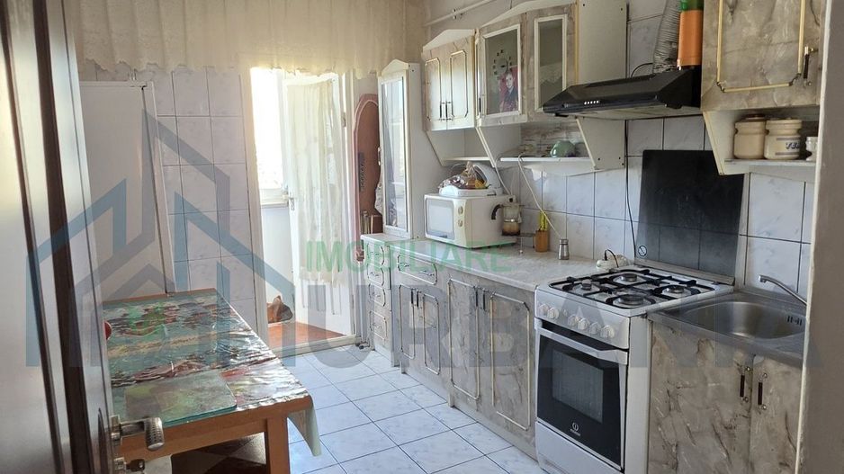 Apartament 3 camere Metalurgie, la 3 minute de stația de tramvai - Poză 7