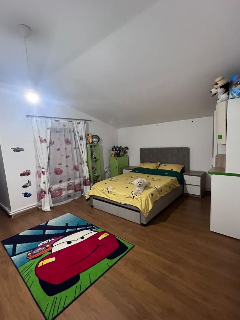 Casă spațioasă cu piscină, de vânzare în Simeria - Poză 23