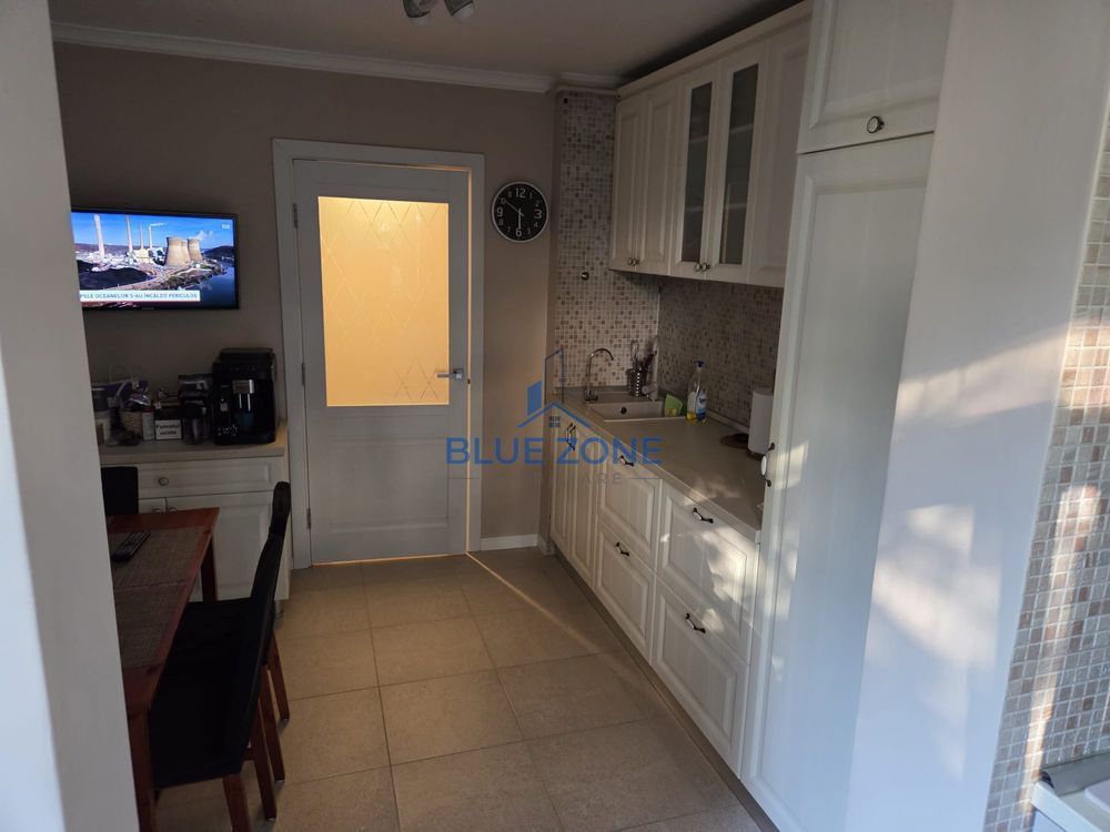Inchiriez apartament 3 camere - Poză 2