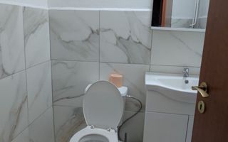 Apartament generos 4 camere, confort sporit, etaj 4/4, izolat termic - Poză 7