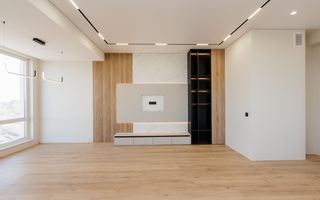 Vânzare, apartament, 4 camere, strada Constantin Stere, Centru - Poză 1