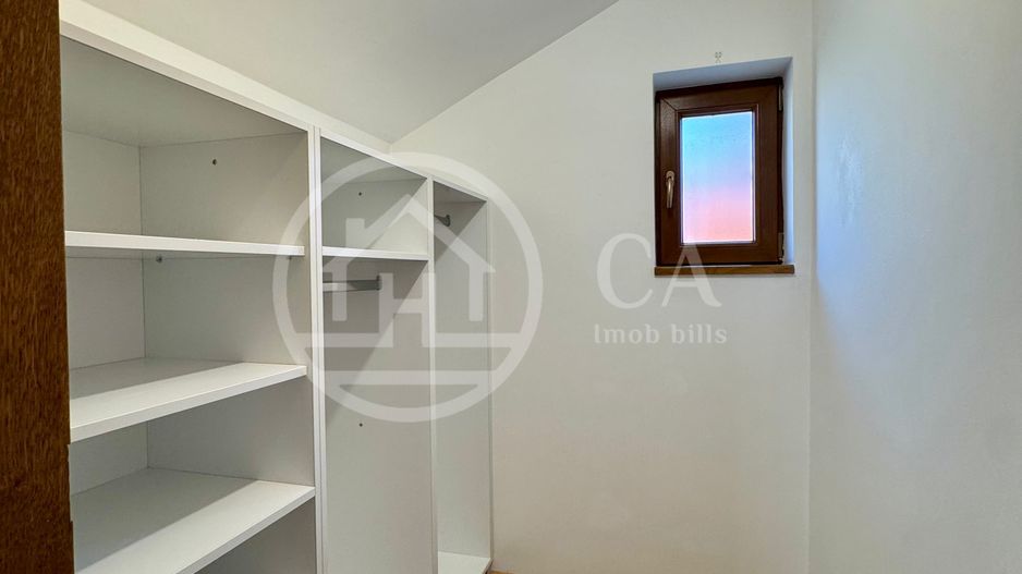 Casă de vânzare cu 5 camere in Sânmartin, Bihor - Poză 19