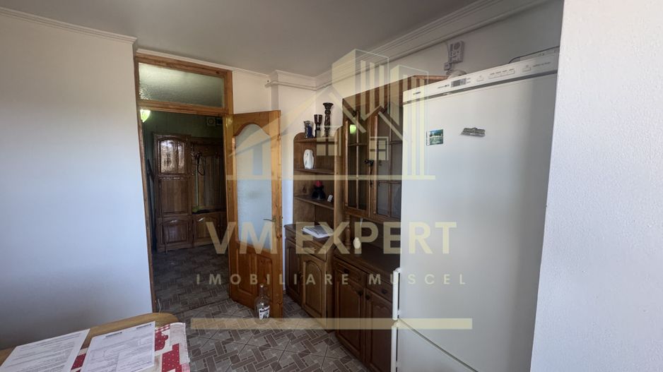 APARTAMENT 3 CAMERE ETAJ 4 GRUI CAMPULUNG - Poză 13