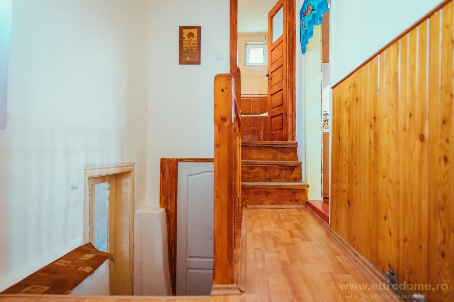 Exclusivitate - casa rustica, priveliste deosebita, 45 km de Brasov - Poză 20