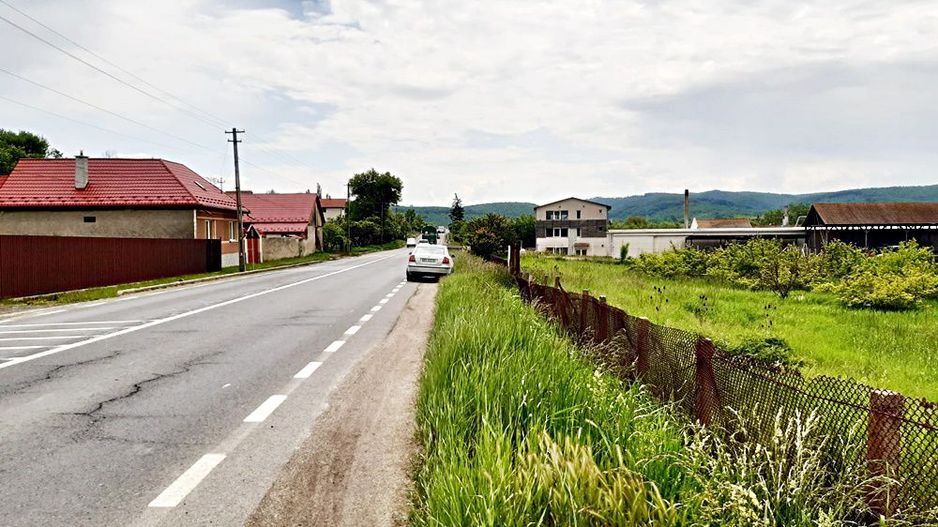 Oportunitate investitie la DN1 in loc. Persani, 2715mp -16euro/mp - Poză 2