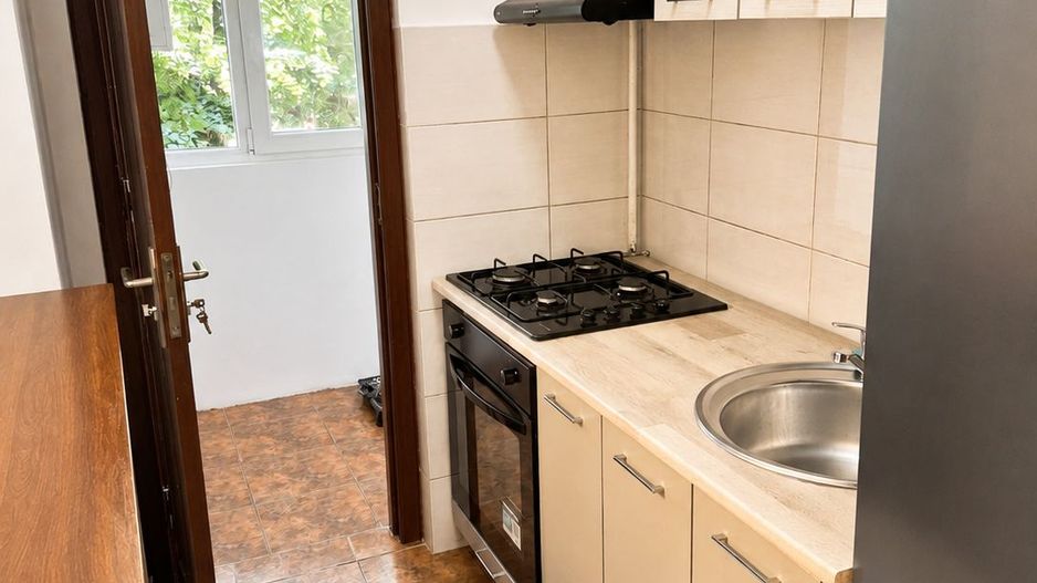 Apartament Modern 2 camere SD 50 mp Podul de Piatra 400 euro - Poză 7