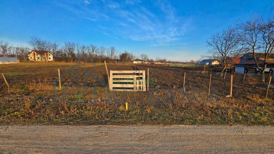 Teren intravilan de vanzare, 800 mp, Victoria, Iasi - Poză 1