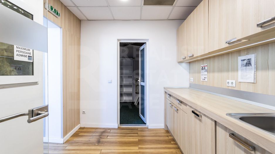 Vânzare, oficiu, 608.9 mp, str. Alba Iulia, Buiucani - Poză 23