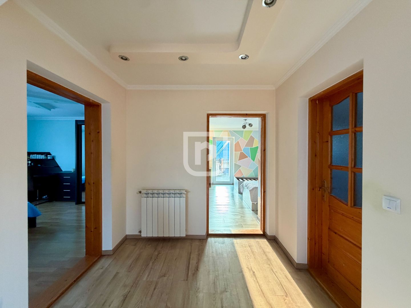 Casă 5 camere, 2.800 mp teren, Dărmănești – 13 km Suceava - Poză 8