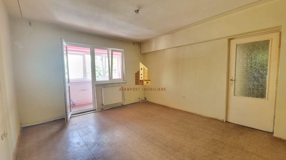 | Apartament cu 4 camere de vanzare | Cartierul Grigorescu | Etaj 2| - Poză 1