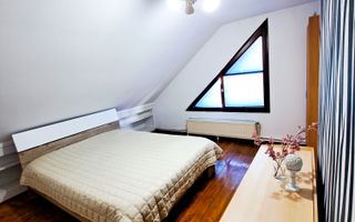 Ap 3 Camere la Mansardă de Casă - Utilități Separate - Poză 4