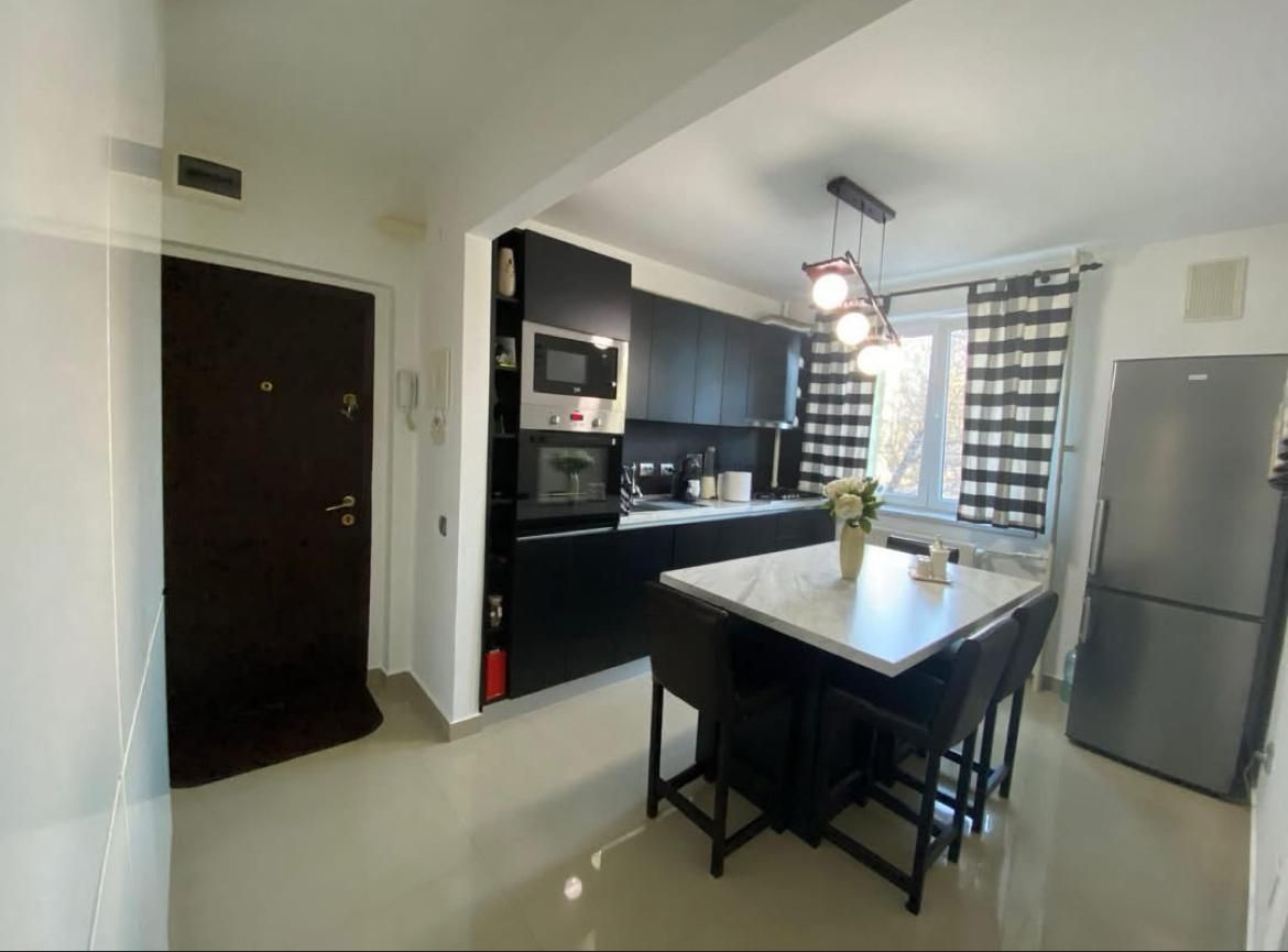 AP. 3 CAMERE 1 MAI, LOC PARCARE, MOBILAT MODERN, METROU 2 MINUTE - Poză 6