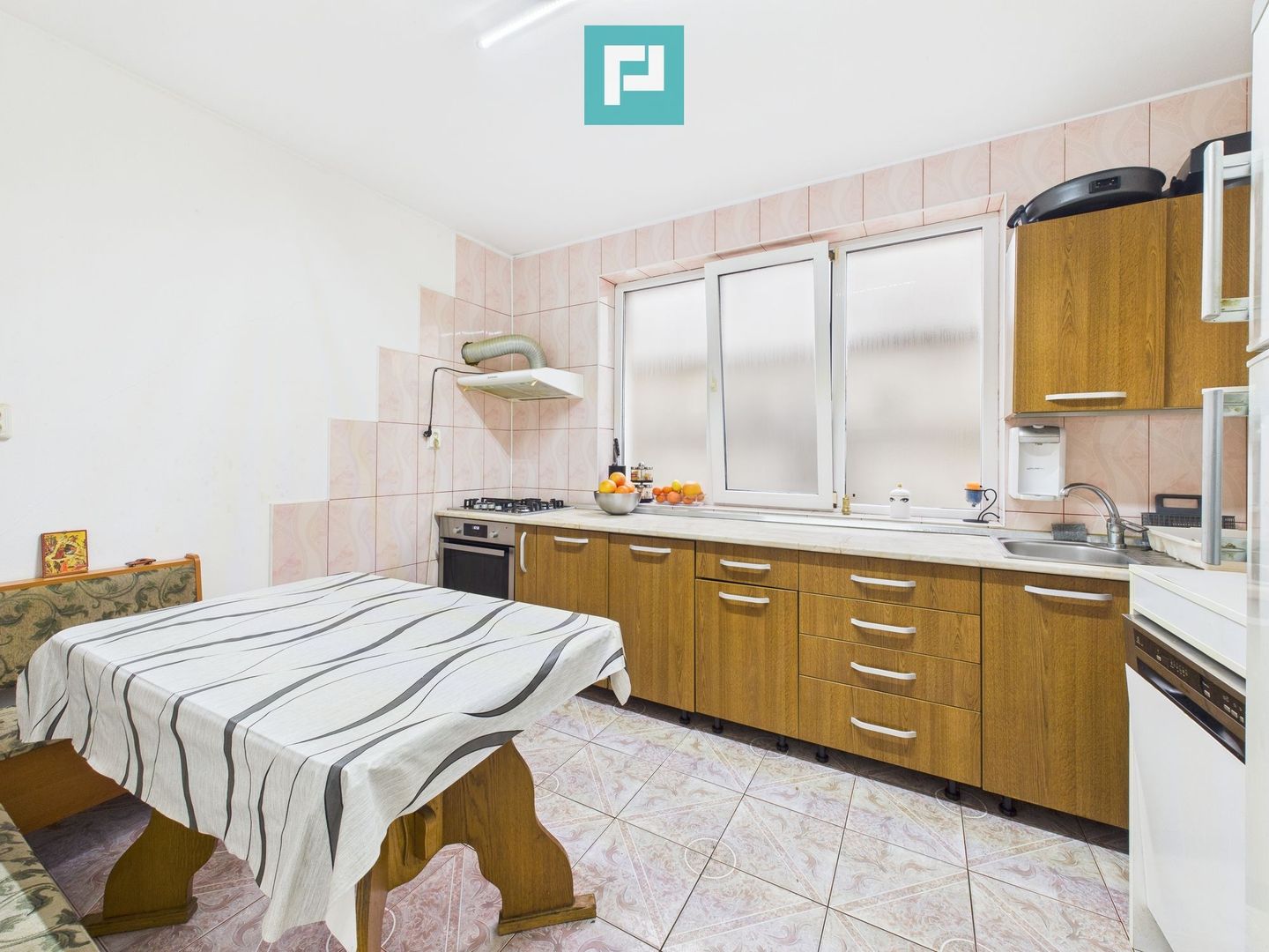 Proprietate cu potențial excepțional de investiție - Poză 4