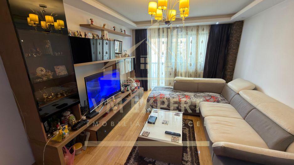 APARTAMENT 3 CAMERE ETAJ 3 VIȘOI CAMPULUNG - Poză 1
