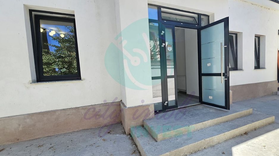 Vilă de birouri complet renovată | Mărășești - Poză 2