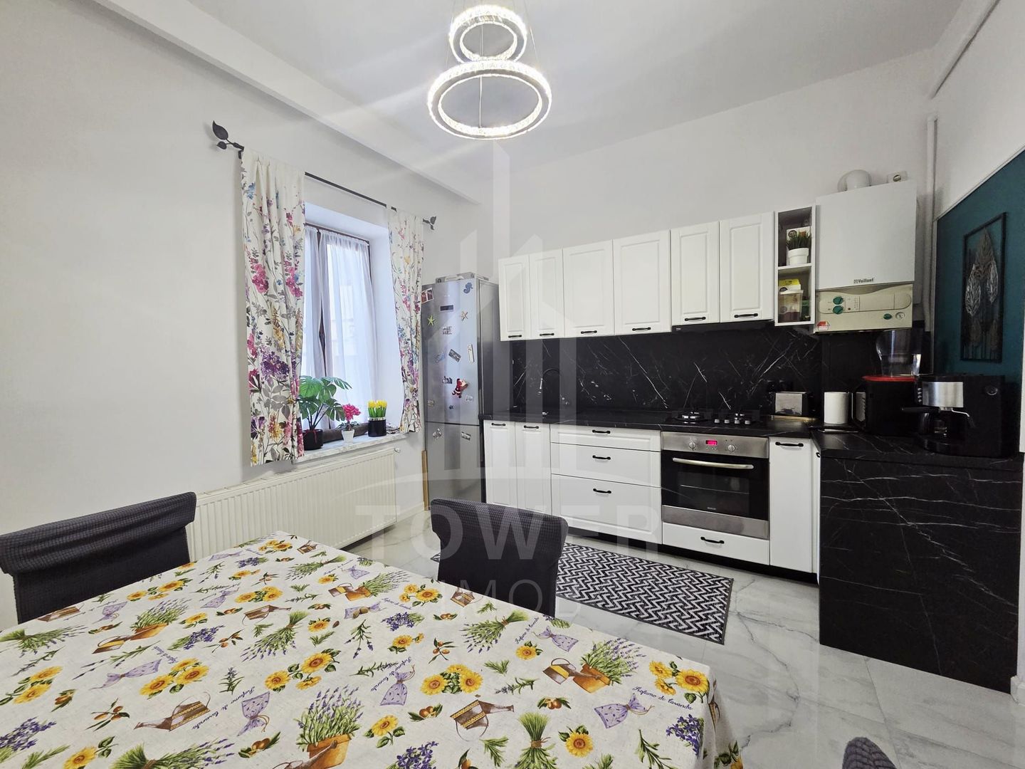 Apartament ULTRACENTRAL de vânzare - Poză 4