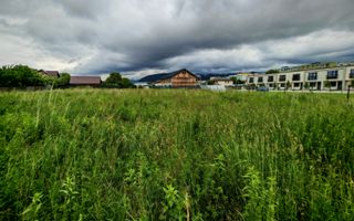 BARTOLOMEU,intravilan,intre case,suprafata de 774 mp,constructii P+2 - Poză 13