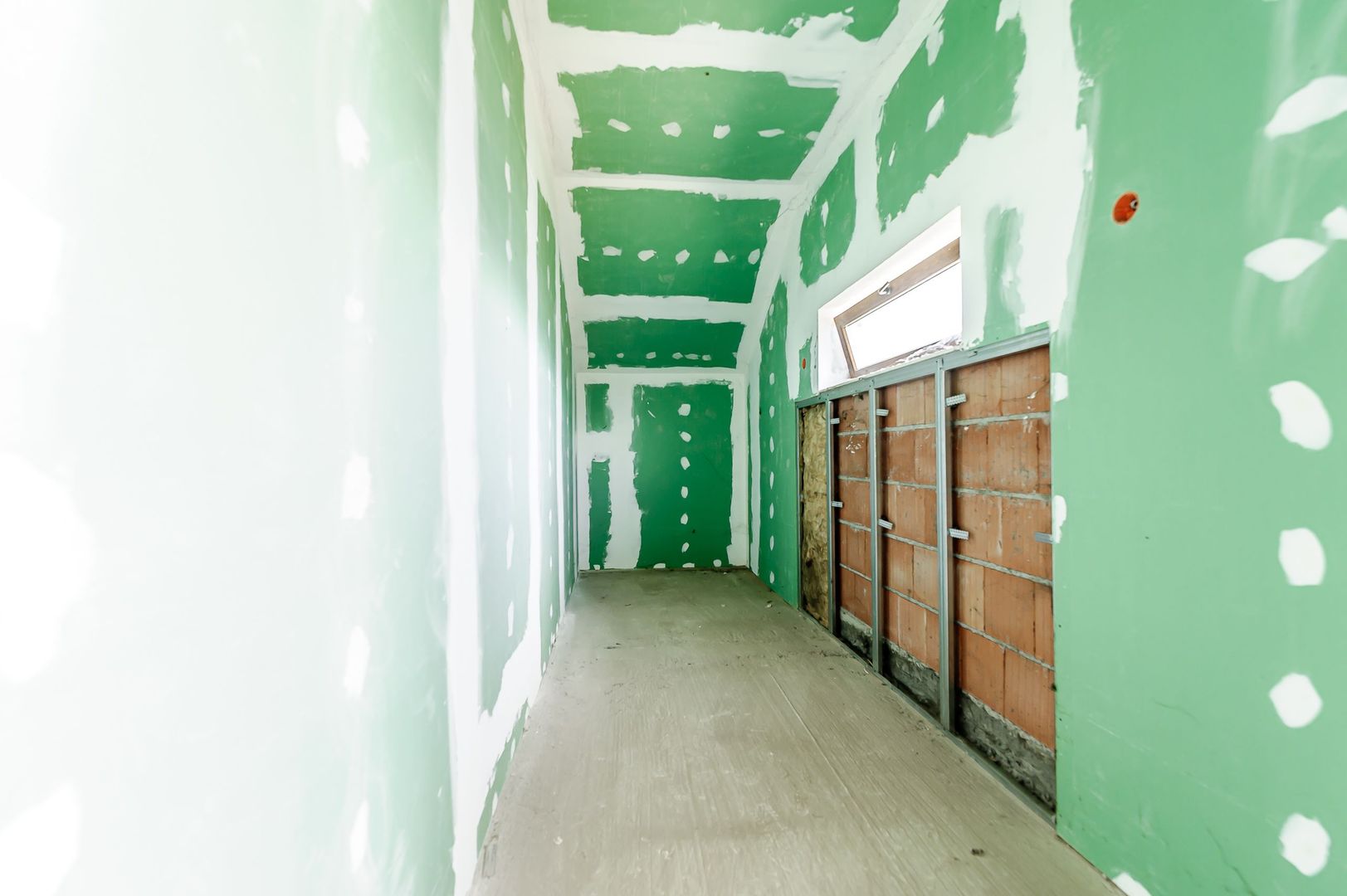 Casă spațioasă pentru familie mare. Curte generoasă, zonă accesibilă! - Poză 8