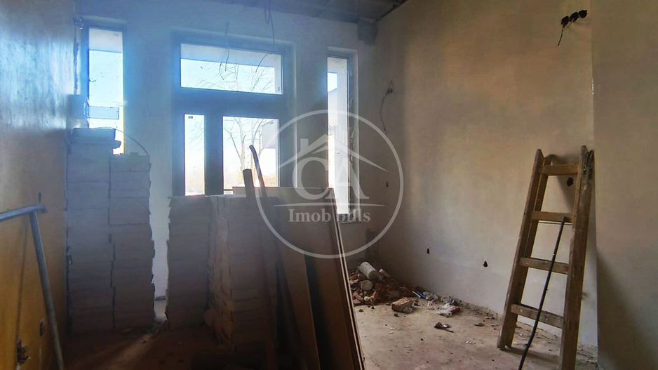 Spatiu comercial cu 6 camere de inchiriat in Sanmartin Bihor - Poză 10