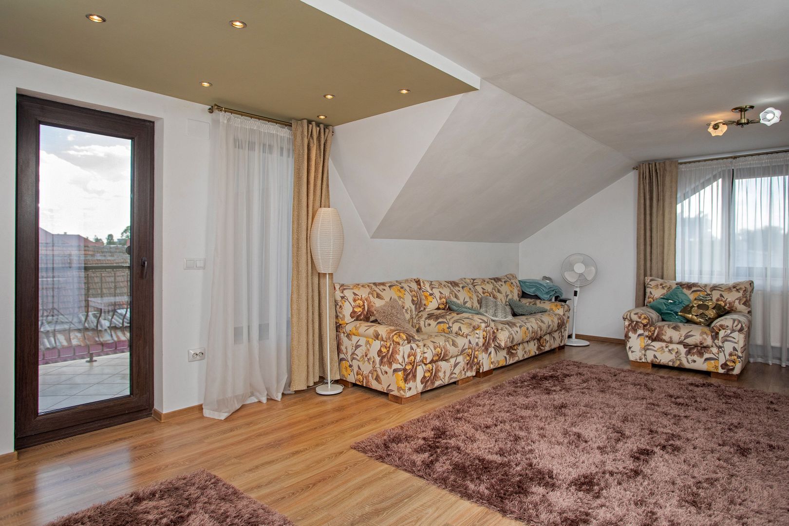 Vilă P+M, Clujului, 190 mp, teren 520 mp, singur în curte. 230 000 E - Poză 34