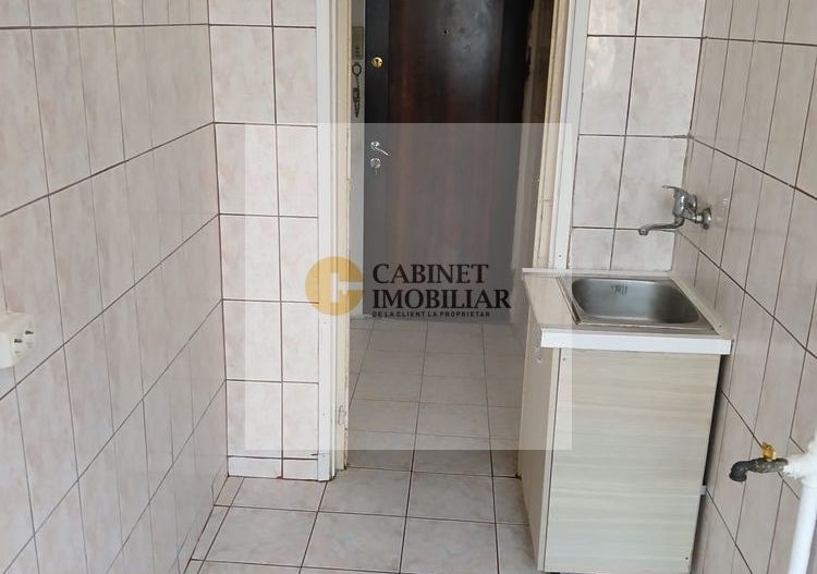 3 camere I Piata Mihail Kogalniceanu I De renovat I Etaj 4 - Poză 8