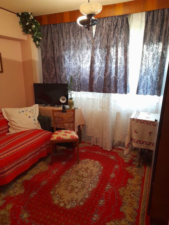 Apartament 4 camere, ultracentral, 90 mp utili, Campina, Prahova - Poză 9