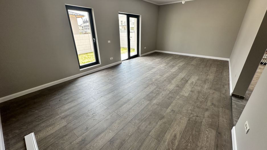 CASA INDIVIDUALA BRAGADIRU, TOATE UTILITATILE, CURTE 340 MP, COMIS 0% - Poză 6