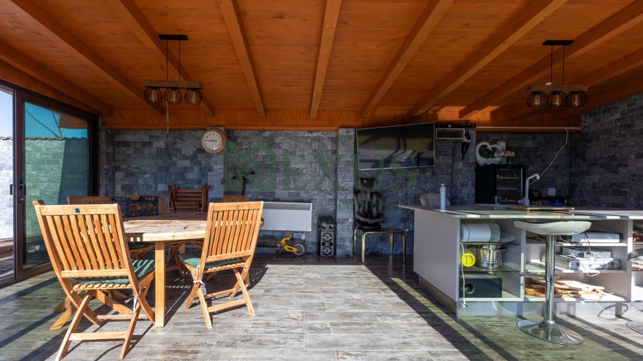 Casă/Vilă modernă de vânzare la intrare în Bogdan Vodă, județul Bacău. - Poză 13