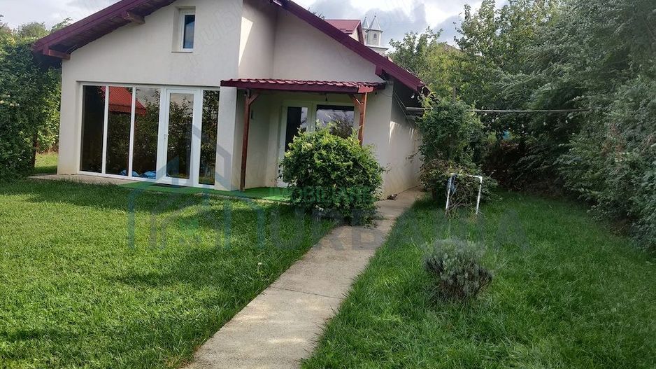 Casă de închiriat în Buznea, la 2 km de Piața Târgu Frumos - Poză 1