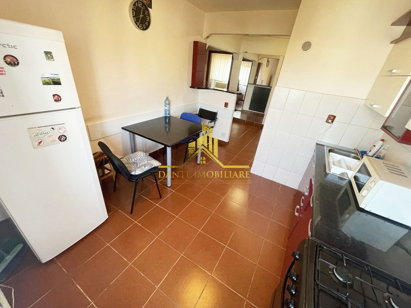 3 camere, decomandat, LA CHEIE, balcon, Semicentral, Piata Marasti - Poză 7
