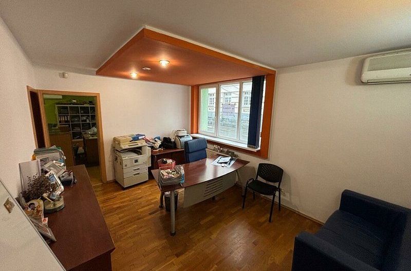 Spatiu comercial langa Medicina si Prefectura - Poză 13