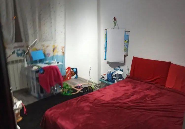 Apartament 3 camere de vânzare – Micro 13B,et 2 - Poză 1
