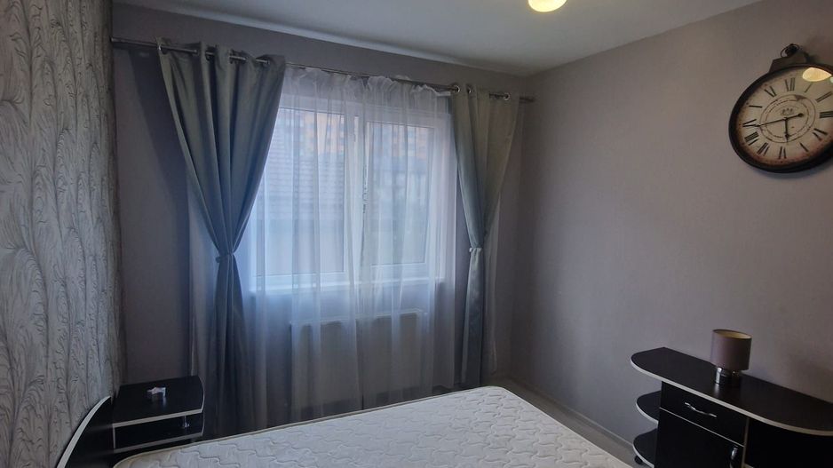 Studio de inchiriat - Poză 2