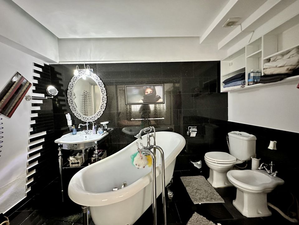 Apartament cu 3 camere str. Izbiceni | Damaroaia | Bucuresti Noi - Poză 6