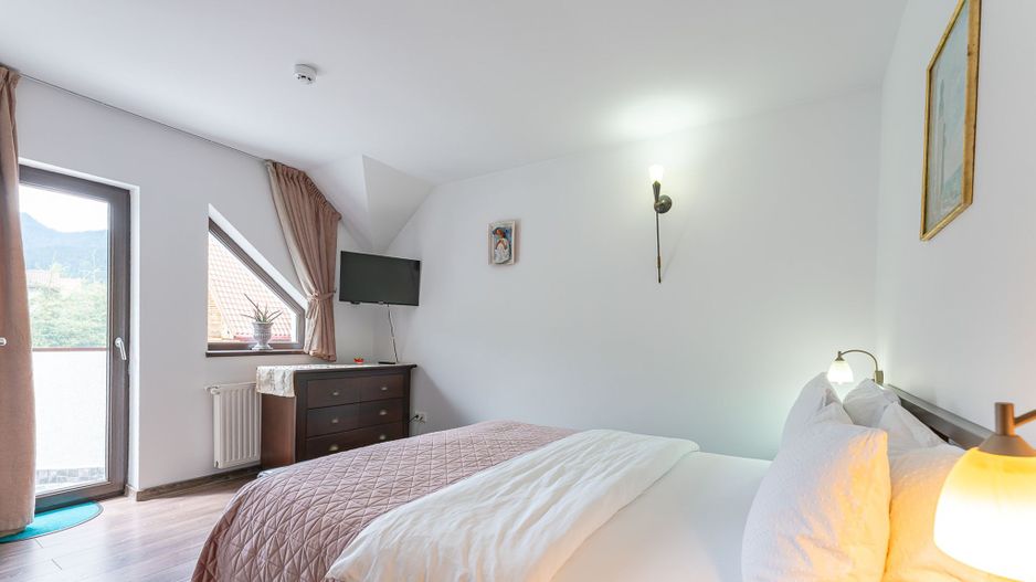 Pensiune de vânzare în Bran, cu rating 9.8 Booking și 4.9 Google - Poză 23