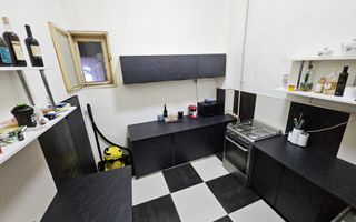 Proprietate in vila, etaj, partial renovat - Pasajul Unirii - 154 mp - Poză 18