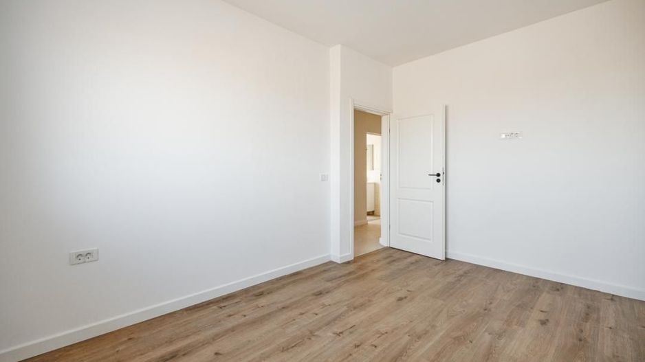 Duplex P+1E| Gata de Mutare| 5 cam, 3 bai | Teren 313 m Săcălaz| Comision 0 - Poză 36