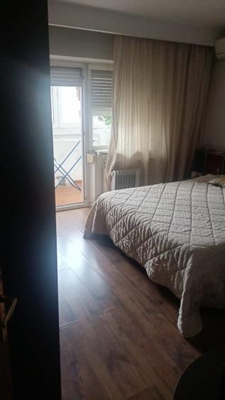 De vanzare apartament 3 camere, Marriott/Panduri/13 Sept - Poză 4