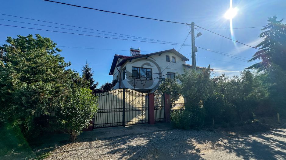 Casa de vanzare 1600 mp teren l Cocorastii Colt, Prahova l Comision 0% - Poză 1