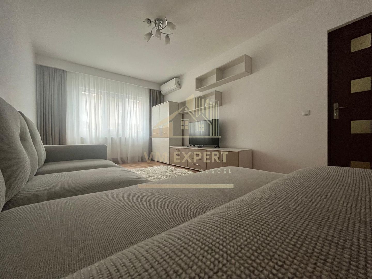 VANZARE SAU INCHIRIERE APARTAMENT 2 CAMERE ETAJ 3 GRUI - Poză 1